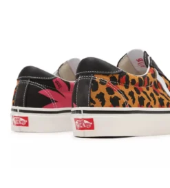 Vans Style 73 DX -Unisex Clothing Sales VN0A3WLQAZHb